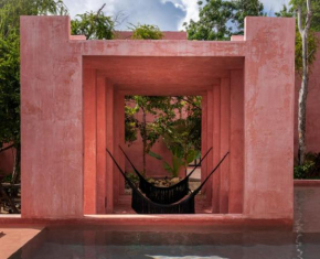 Casa Nikte Pink Paradise Beach Club